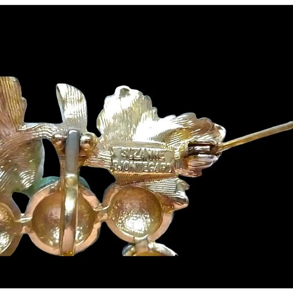 Vintage Suzanne Bjontegard Bunch Green Grapes Fruit Brooch Aurora Borealis - Picture 9 of 9